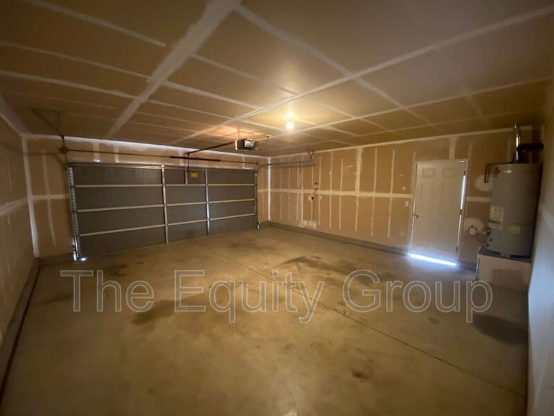 Visalia House: 3848 East Oak Avenue