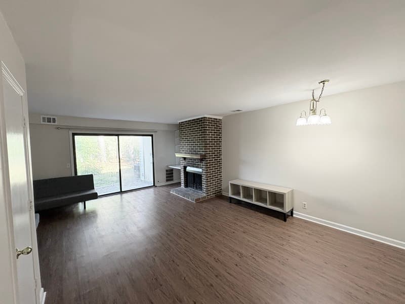 Columbia Townhome: 240 Jamil Rd