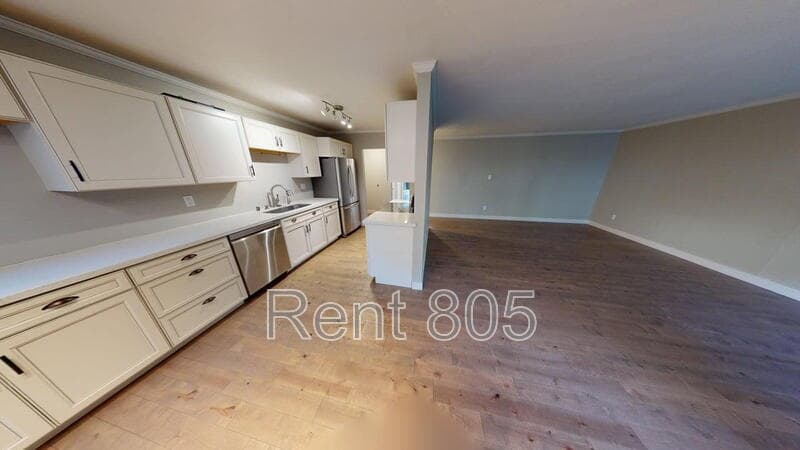 Ventura Condo: 3700 Dean Drive
