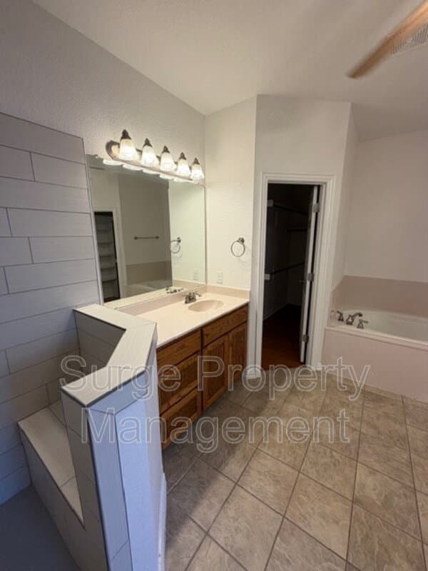 Saginaw House: 500 Leatherman Drive
