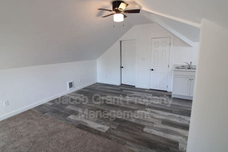 Idaho Falls House: 1293 Boulevard