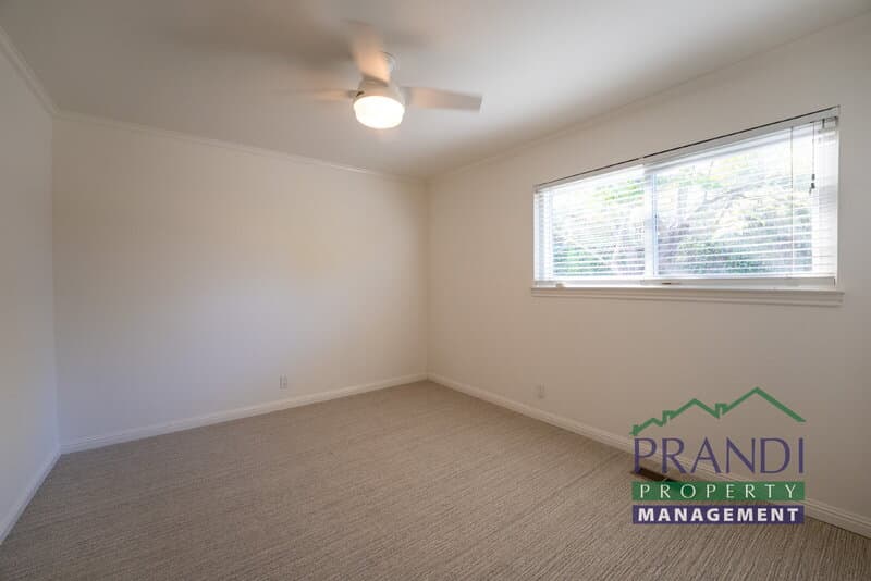 San Rafael House: 4 Trellis Dr