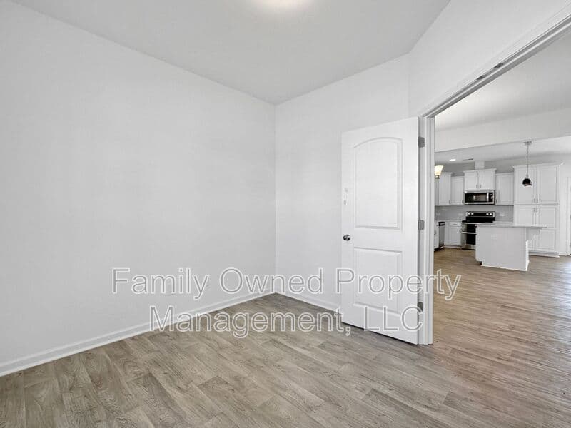 Summerville House: 105 Whimbrel Drive
