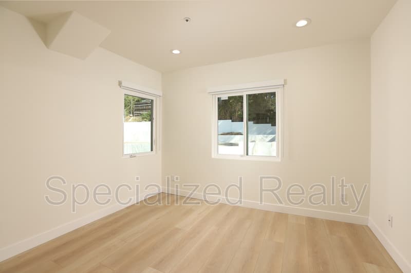 Los Angeles House: 1827 Hill Drive