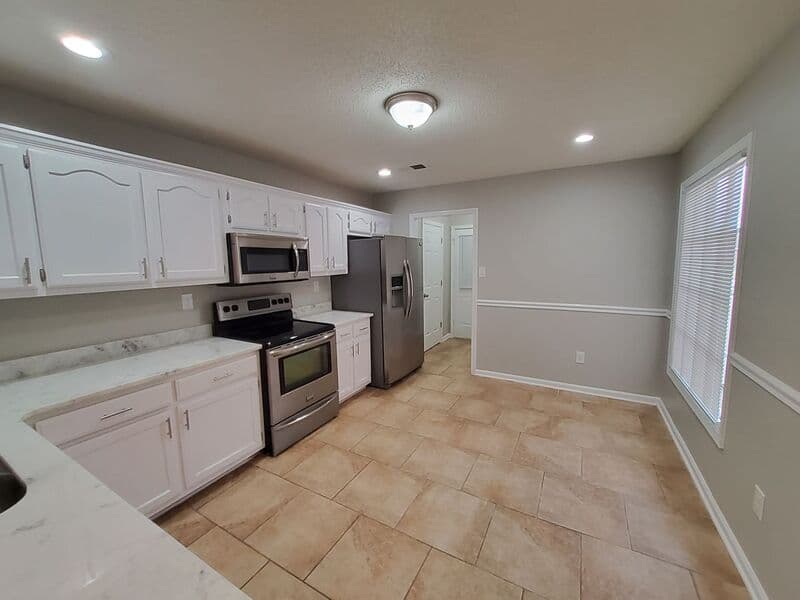 Cordova House: 647 S Sanga Rd