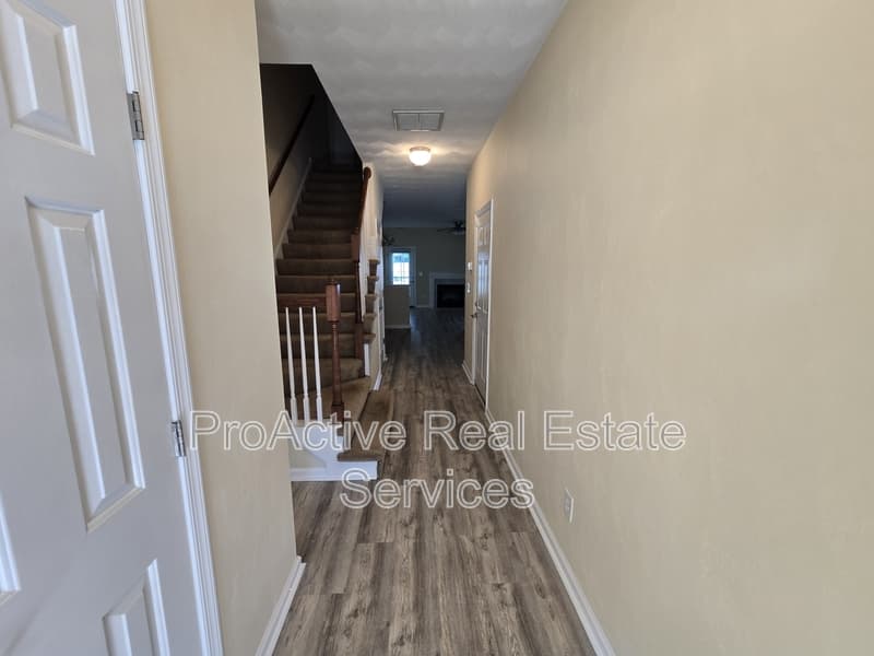 Chesapeake Condo: 2008 Paramont Ave