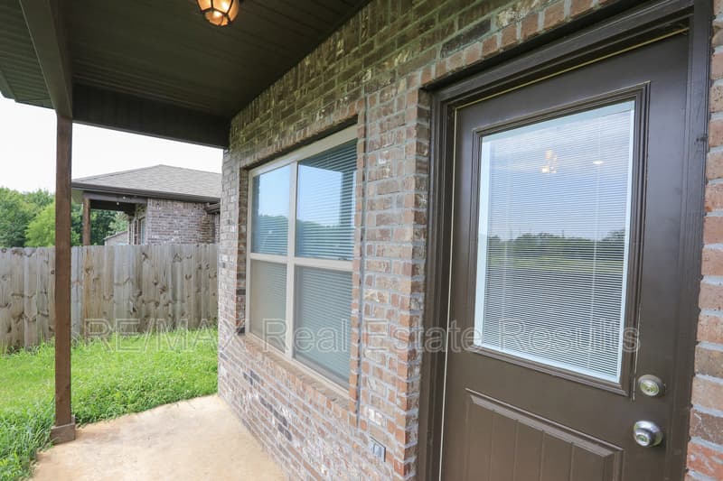 Centerton Condo: 480 Rama St