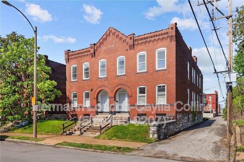 St Louis House: 3215 Nebraska Ave