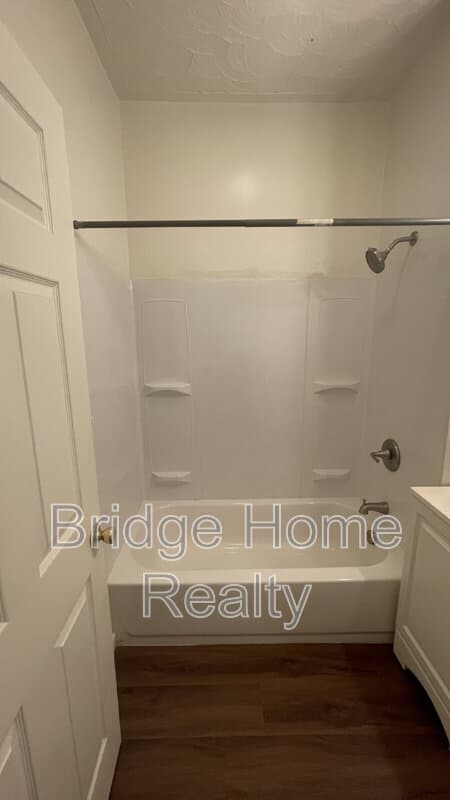 McKees Rocks Condo: 802 13th St