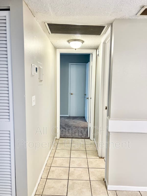 Orlando Condo: 6065 Village Circle