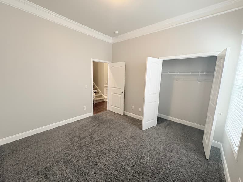 Blythewood House: 676 Scarlet Baby Dr
