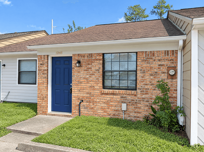 Tallahassee House: 1245 Continental Court