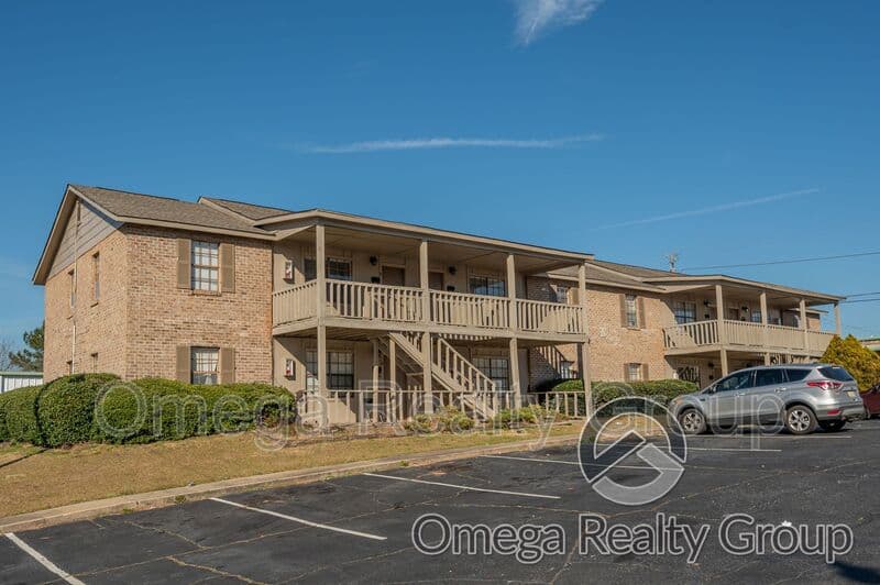 Phenix City Apartment: 901 25th Ave