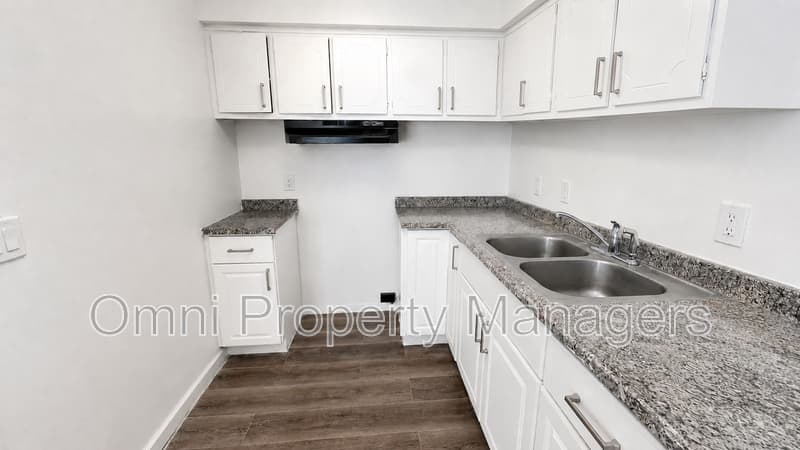 Detroit Condo: 11360 Wyoming Ave