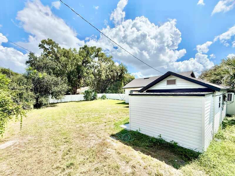 Lakeland Condo: 1704 East Elm Road - 1/2