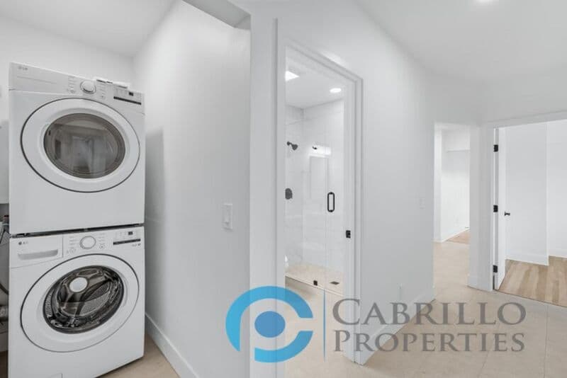 San Diego Condo: 128 Kalmia Street