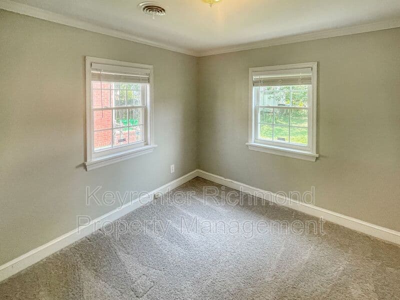 Richmond House: 1135 Sumpter St
