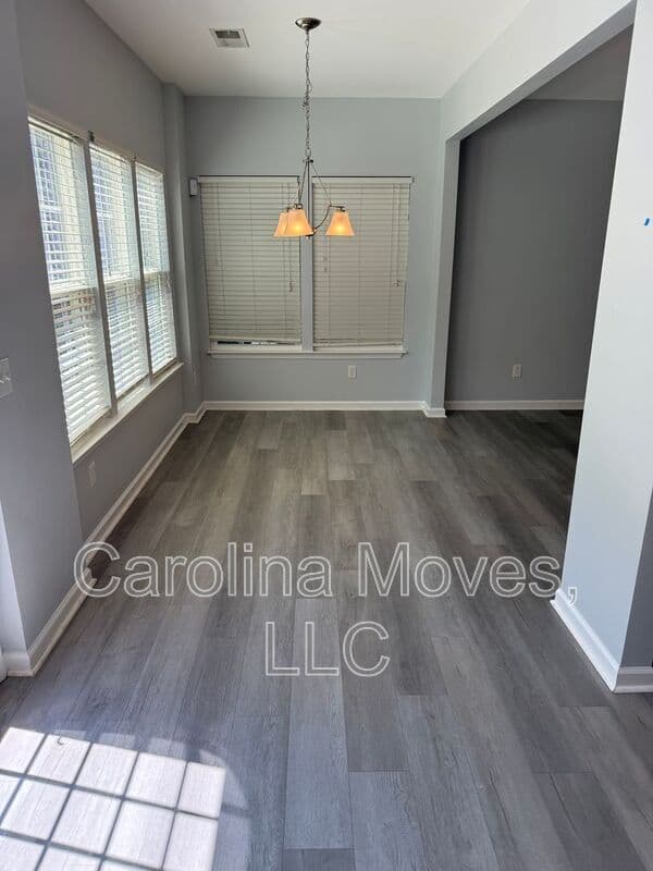 Mauldin Townhome: 479 Woodbark Ct.
