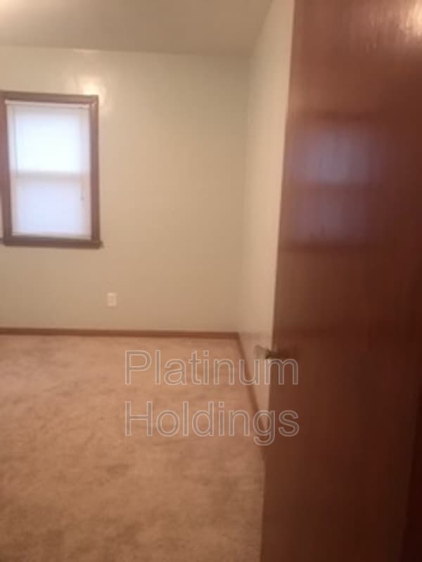 Cleveland House: 1115 Villaview Rd