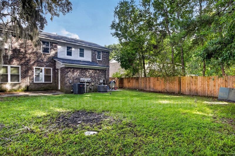 Summerville Townhome: 126 Langley Drive