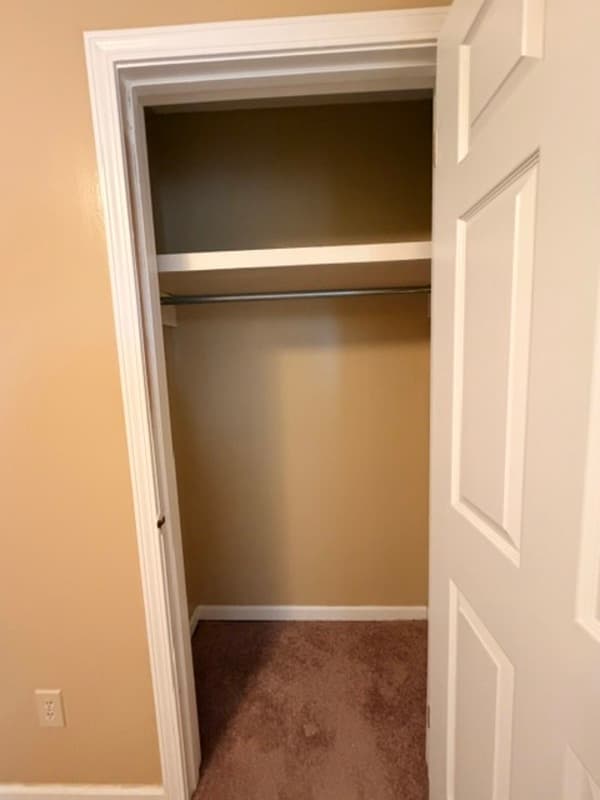 Irmo House: 101 Riverwalk Way