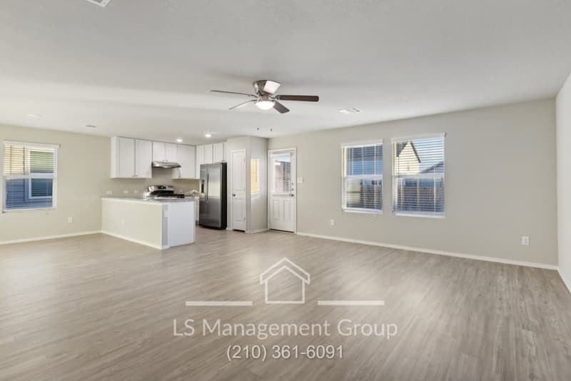 Converse House: 10546 Varmus Drive