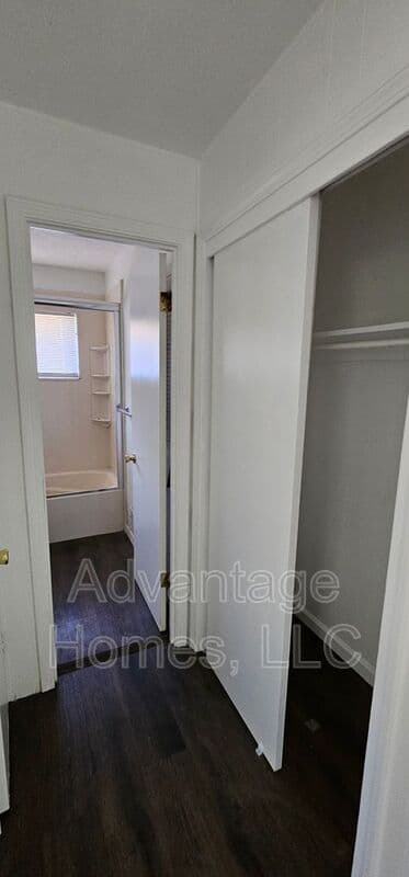 Kansas City House: 7504 E 112th St