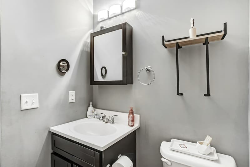 St. Louis Condo: 4301 Olive St