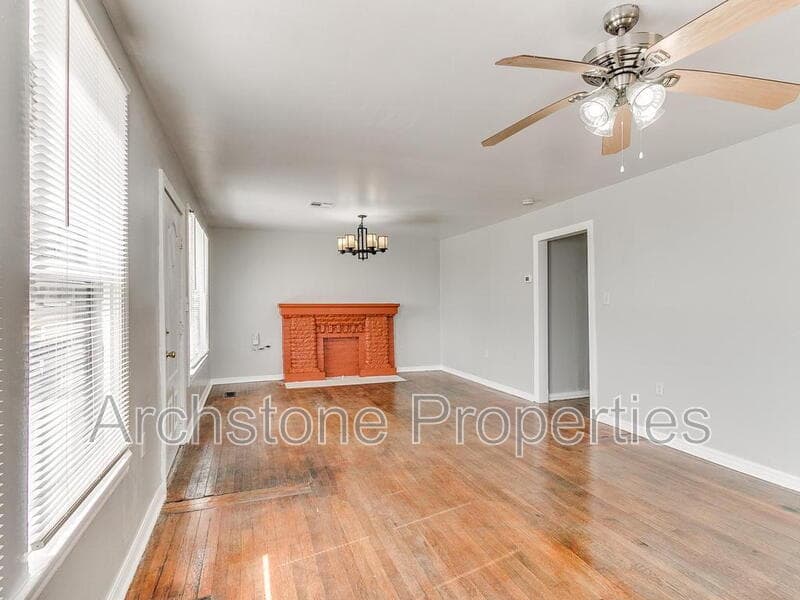 Oklahoma City House: 3501 Northwest Liberty Street