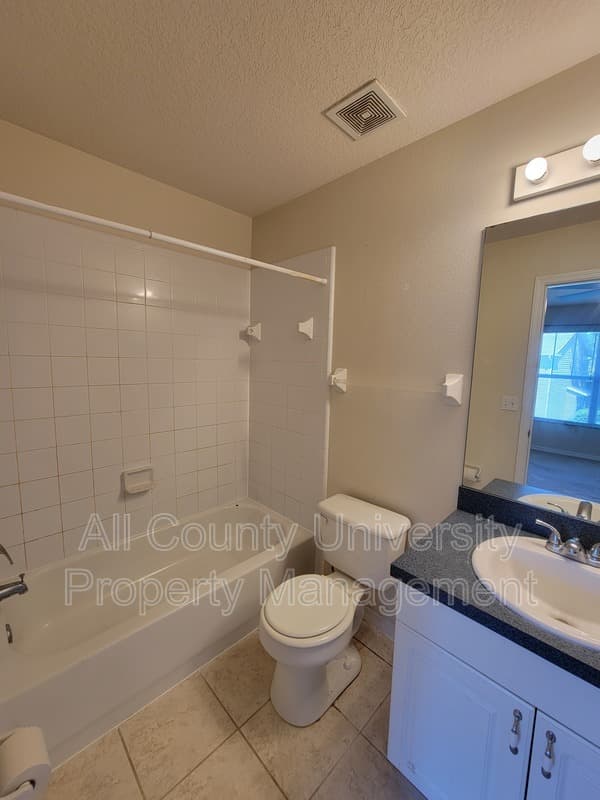 Gainesville Condo: 2348 SW 42nd DR