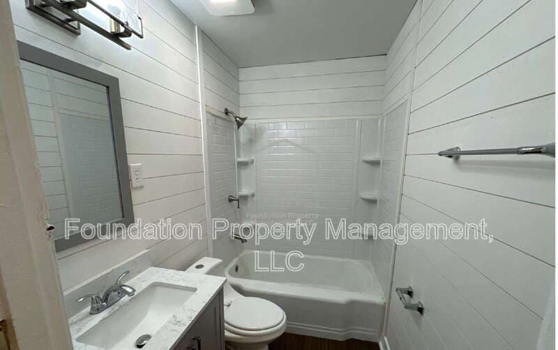 Memphis House: 2569 Henderson Street