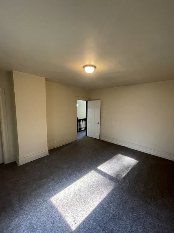 Pittsburgh House: 1250 Blackadore Avenue