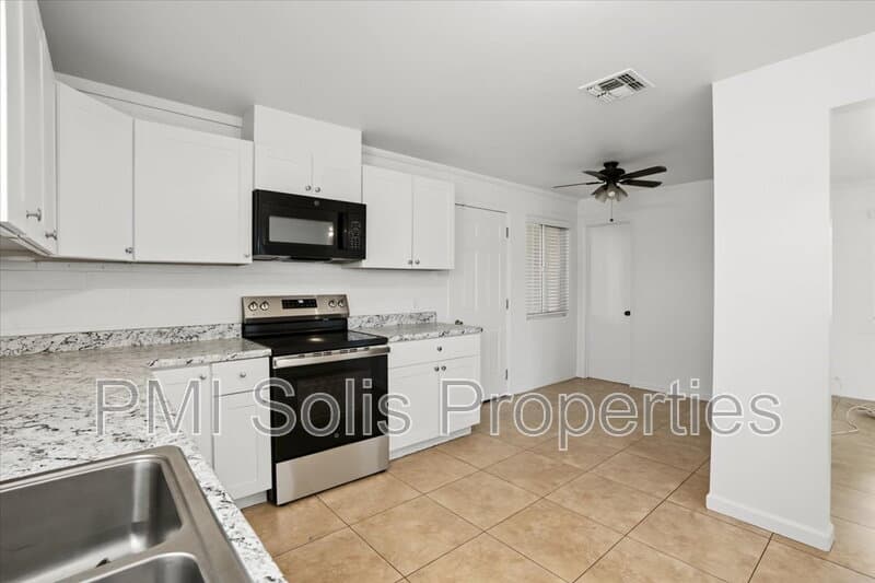 Phoenix House: 4672 North 30th Drive