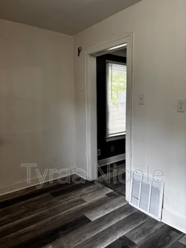 Detroit House: 14284 Cruse Street