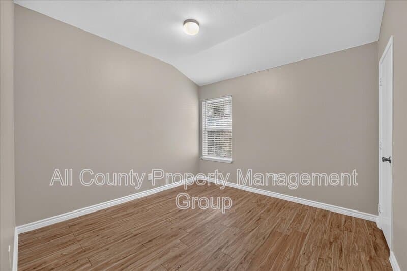 Fort Worth House: 756 River Garden Drive