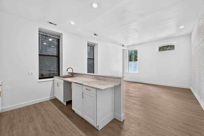 Saint Louis Condo: 1704 S Tucker Blvd