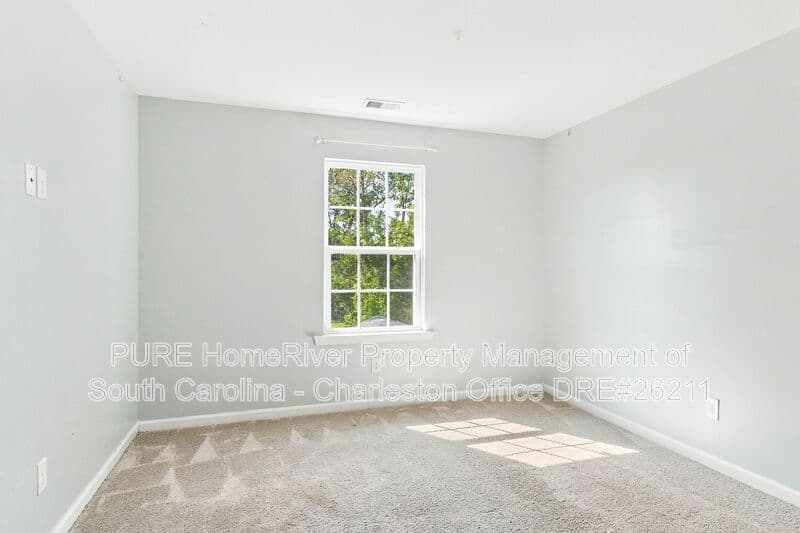 Moncks Corner House: 253 Catawba Branch Way