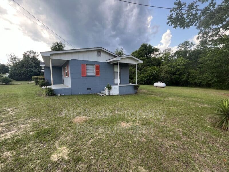 Aiken House: 1077 Williston Road