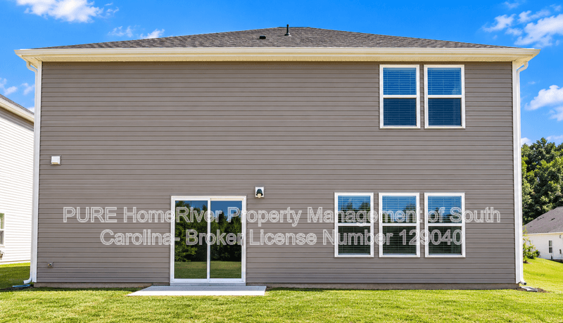 Spartanburg House: 204 Moretz Pl