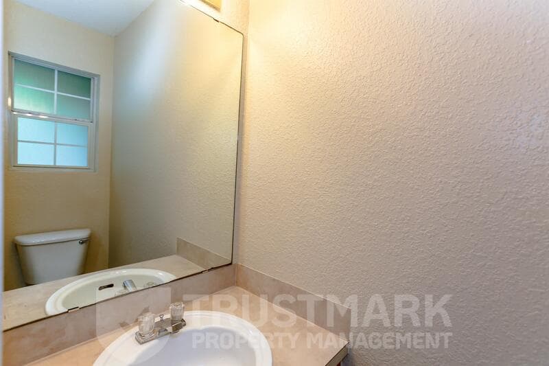 Killeen Townhome: 4501 B Mattie Dr