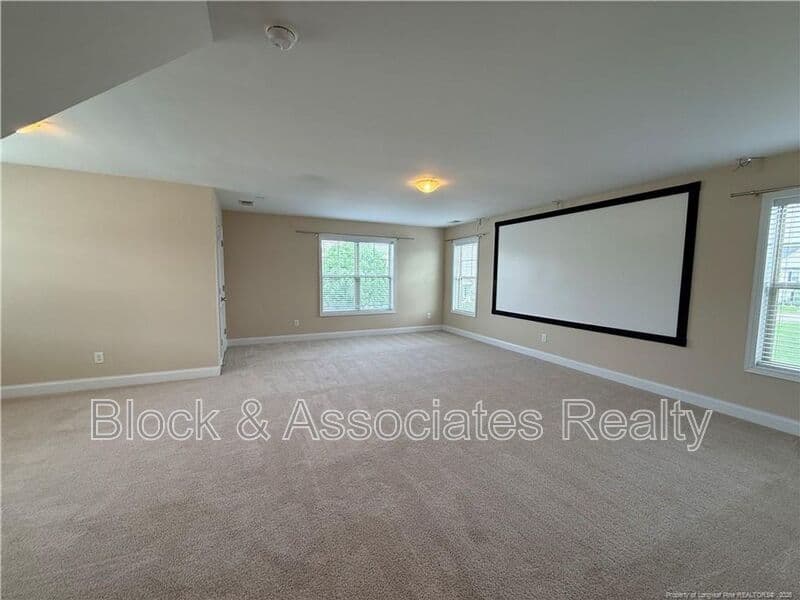 Fayetteville House: 1705 Bluffside Drive