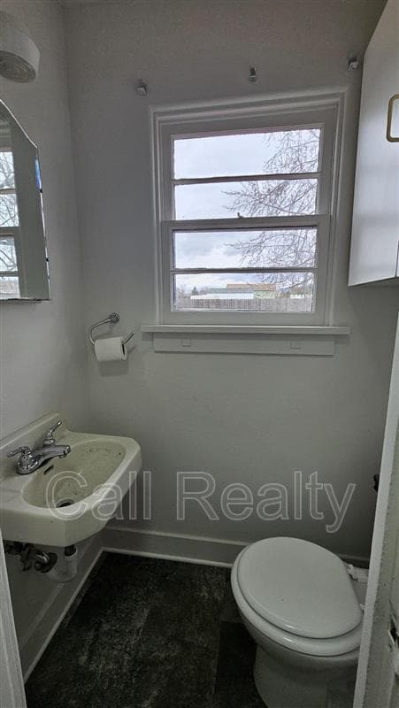 Spokane Valley House: 224 N Conklin Rd