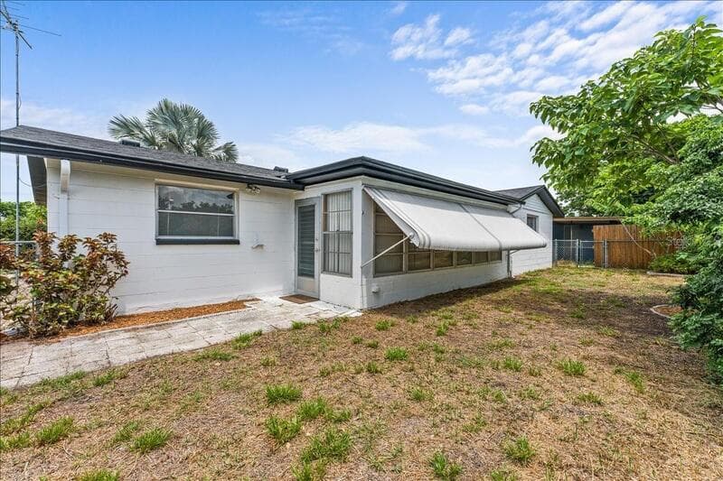 Port Richey House: 10914 Oakdale Avenue