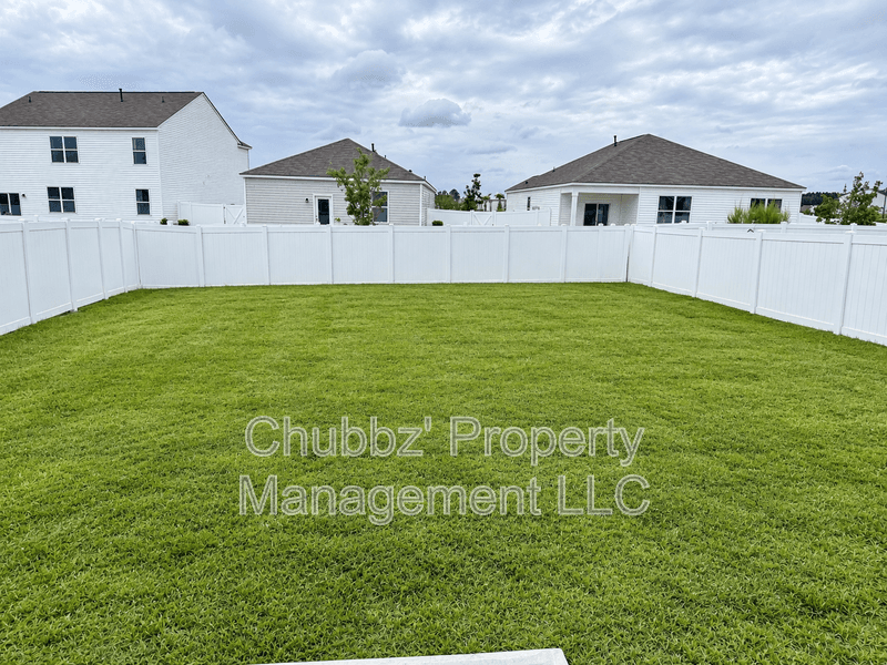 Ridgeland House: 2126 Sanctum St