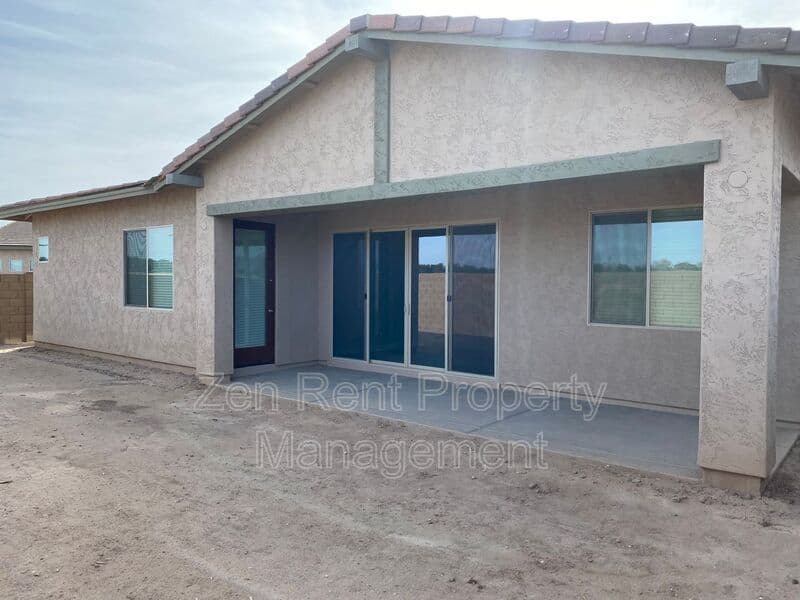 Queen Creek House: 23515 S 231st Way