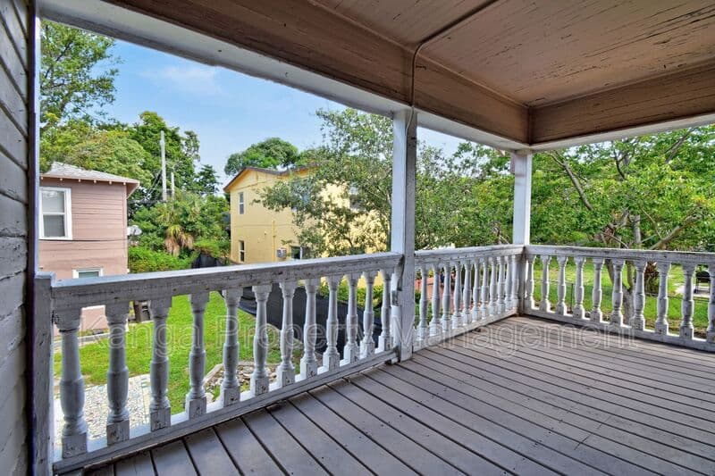 West Palm Beach Condo: 885 7th St