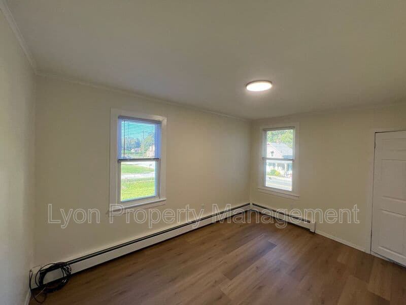 Norwich Condo: 71 Taftville Occum Rd