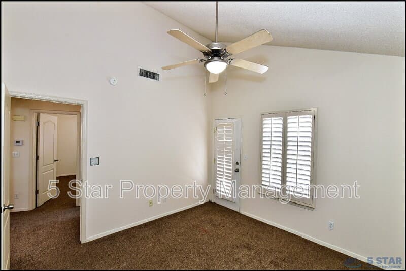 El Paso House: 6372 Franklin Ridge Dr !!