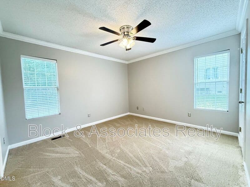 Wake Forest House: 610 E Jones Avenue
