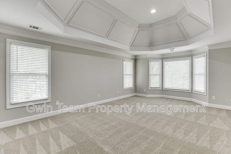 Duluth House: 9345 Riverclub Pkwy